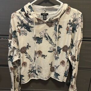 Rue21 Cream and Brown Floral Pullover